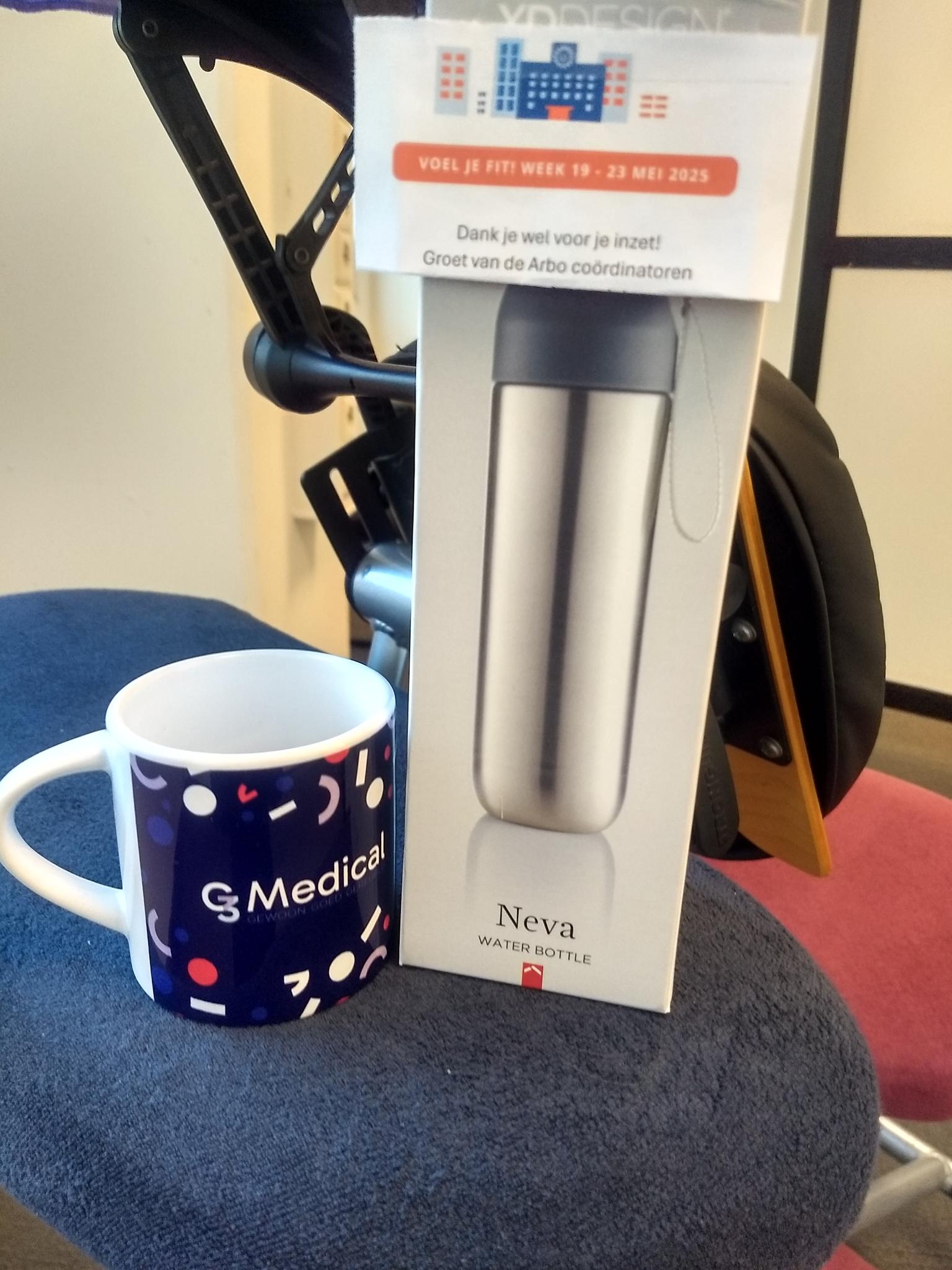 Waterfles cadeau van Spoedeisende Hulp/waterbottle present from ER